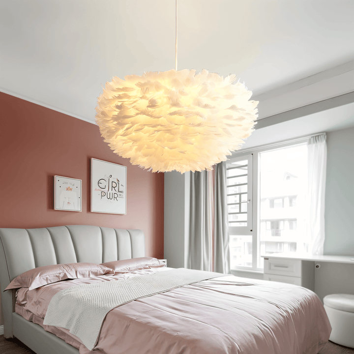 Lampe à suspension élégante, lumière réglable, design moderne parfait pour la décoration du salon.