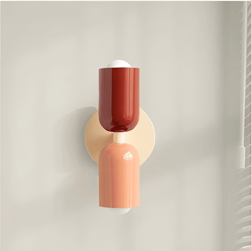 Applique murale LED moderne double face, lumière chaude pour salon contemporain.