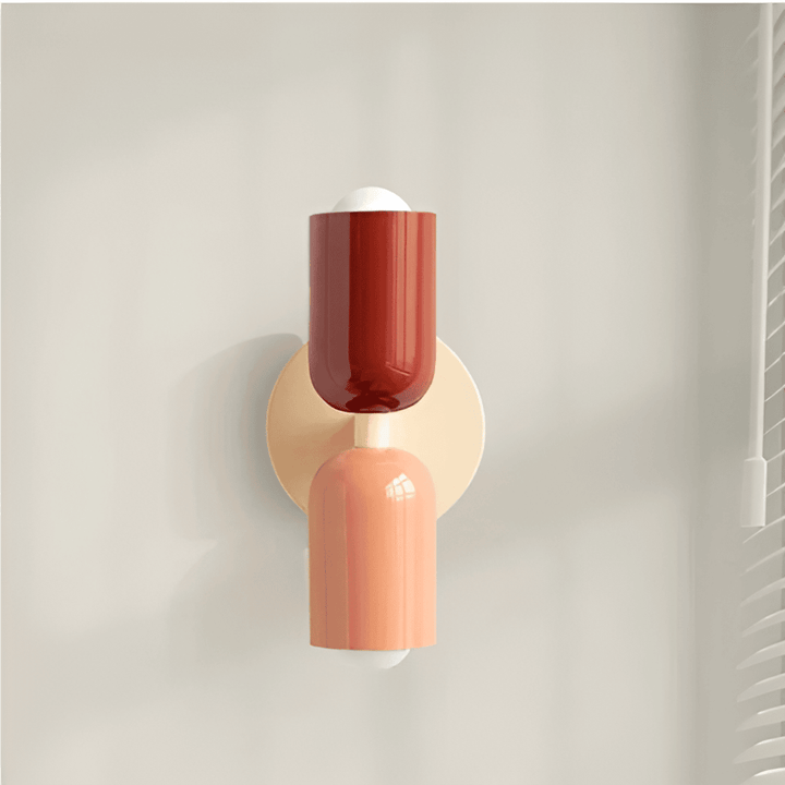 Applique murale LED moderne double face, lumière chaude pour salon contemporain.