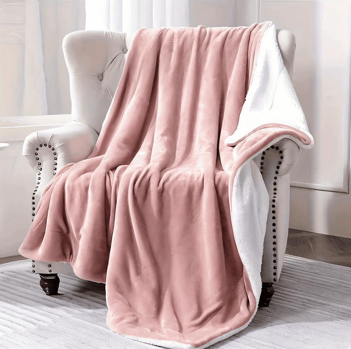 Plaid Sherpa moelleux et douillet, couverture polaire réversible en polyester. Idéal pour un intérieur chaud et une belle décoration.
