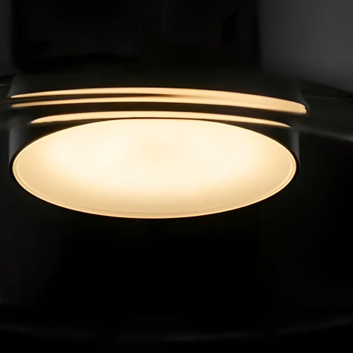 Suspension moderne en verre, éclairage LED puissant pour une décoration intérieure actuelle et chic.