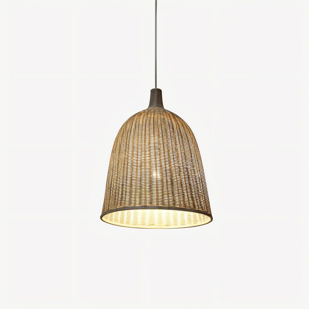 Suspension luminaire naturelle tressée, style bohème. Un éclairage moderne pour un salon ou chambre zen.