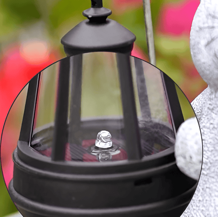 Éclairage solaire sans fil : statue chat autonome pour une décoration de jardin élégante et durable.
