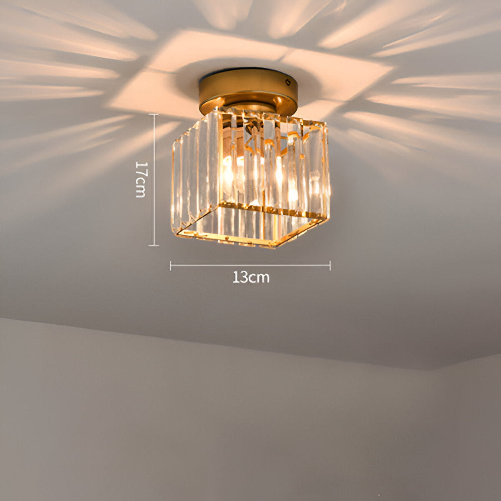 Plafonnier LED Crystalon minimaliste, pour un éclairage moderne en toute simplicité.