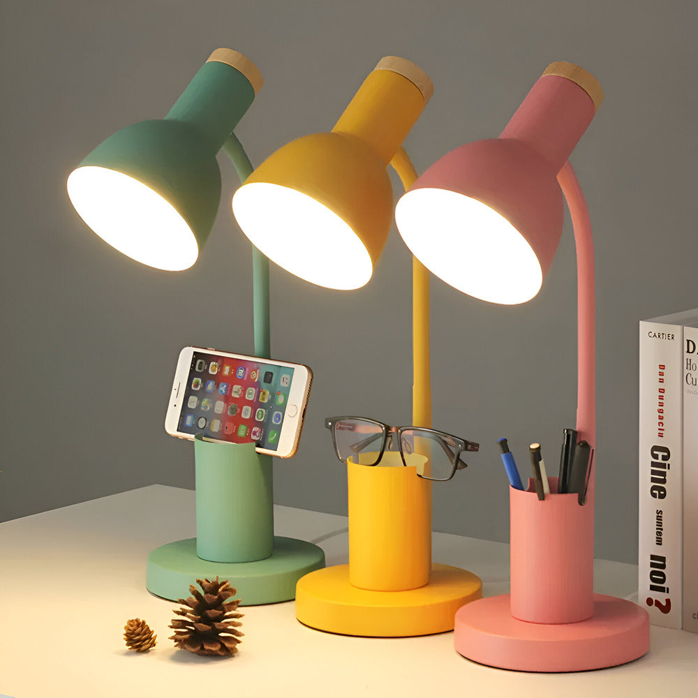 Lampe de bureau LED nordique moderne avec porte-stylo intégré, éclairage doux et organisation.