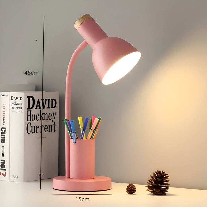 Lampe de bureau moderne, LED intégrée, bras flexible, porte-stylo, pour un bureau organisé.