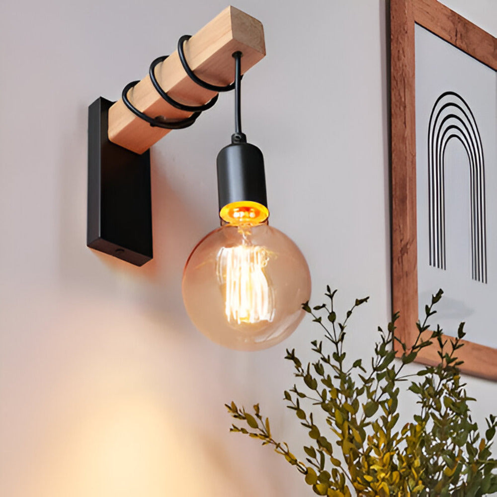 Applique murale design minimaliste, lumière chaleureuse. Idéale pour un éclairage intérieur moderne de salon.