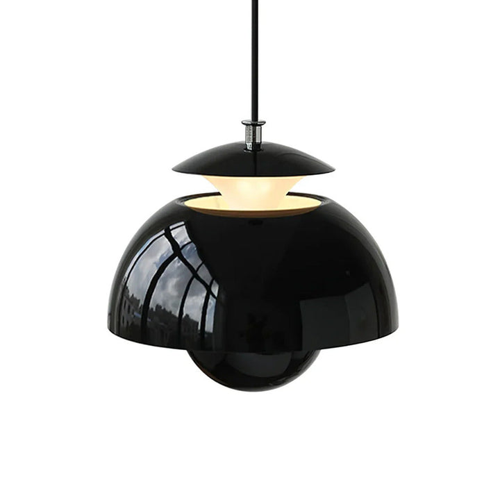 Lampe suspension florale, luminosité douce, design nordique pour un intérieur apaisant et chic.