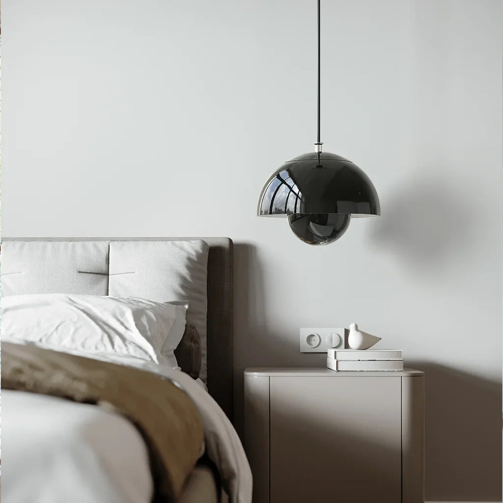 Lampe suspension décorative, style scandinave floral rétro, pour un éclairage intérieur unique.