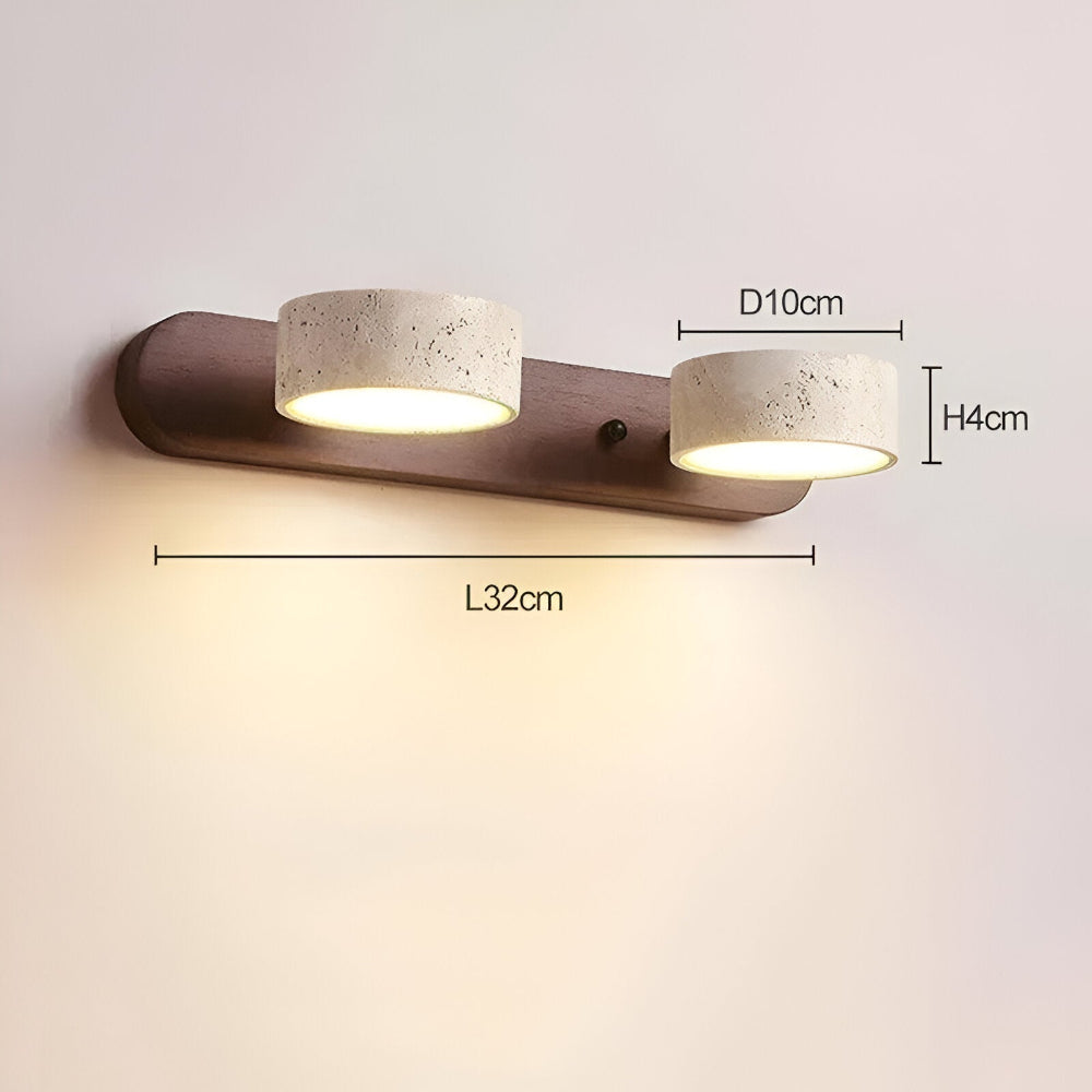 Applique murale ronde LED pour salon, design en bois et travertin, ambiance contemporaine.