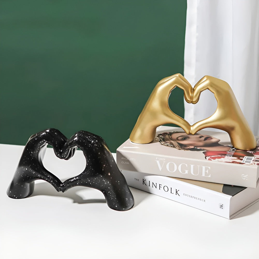 Objet décoratif : sculpture mains connectées. Cadeau romantique pour l'amour et la connexion.