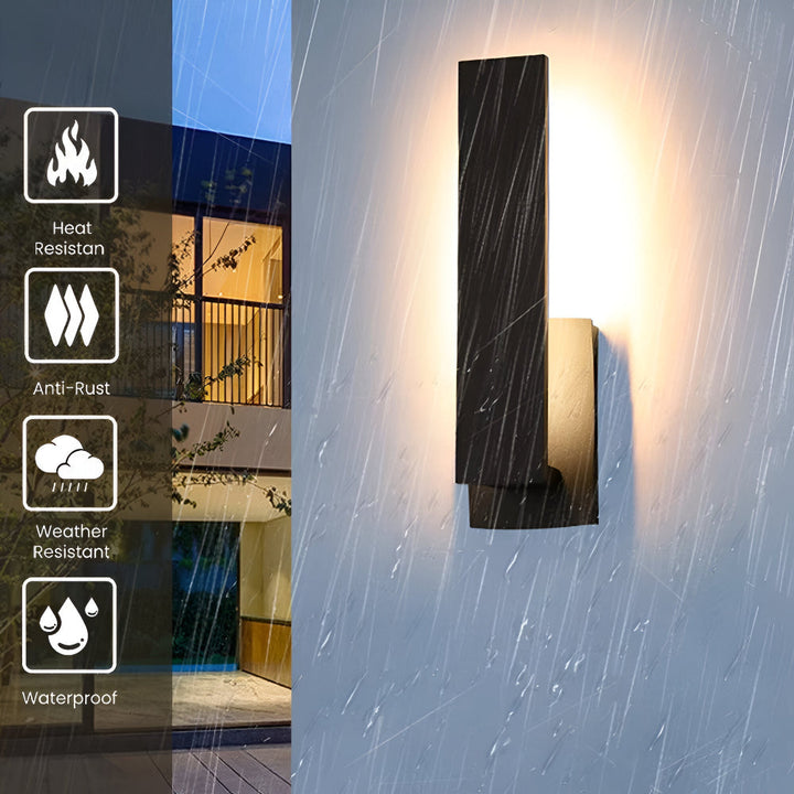Applique murale extérieure LED étanche, design minimaliste et moderne, idéale pour façade ou jardin.