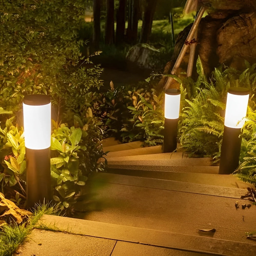 Potelet solaire extérieur en acier inoxydable, lumière LED autonome pour jardin et balisage d'allée.