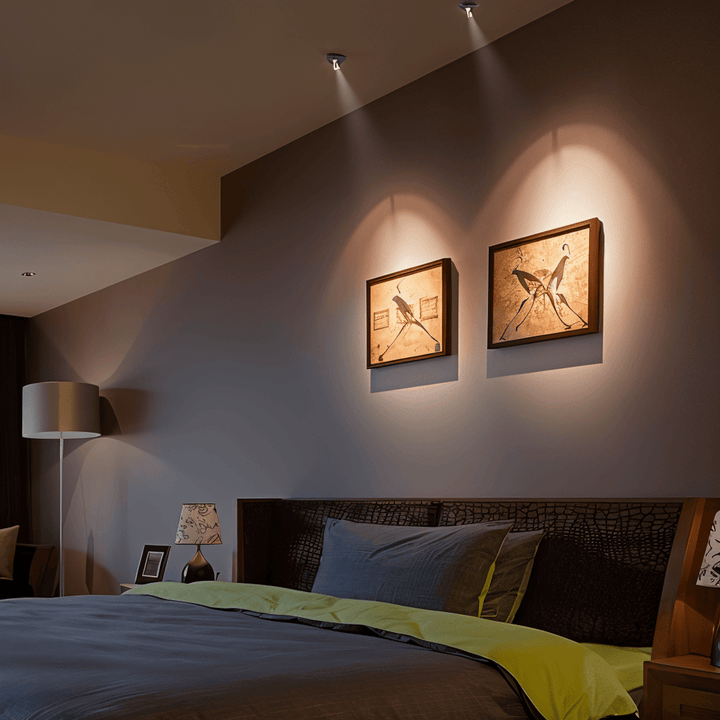 Spot LED mural à piles, mettant en valeur un tableau, contrôle dimmable à distance.