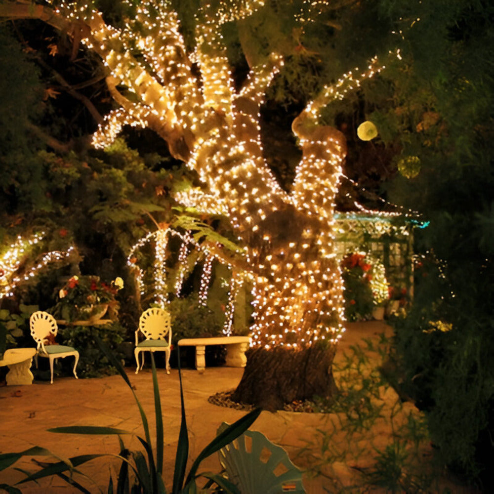 Lumières solaires LED pour terrasse, guirlande décorative offrant une ambiance cosy.