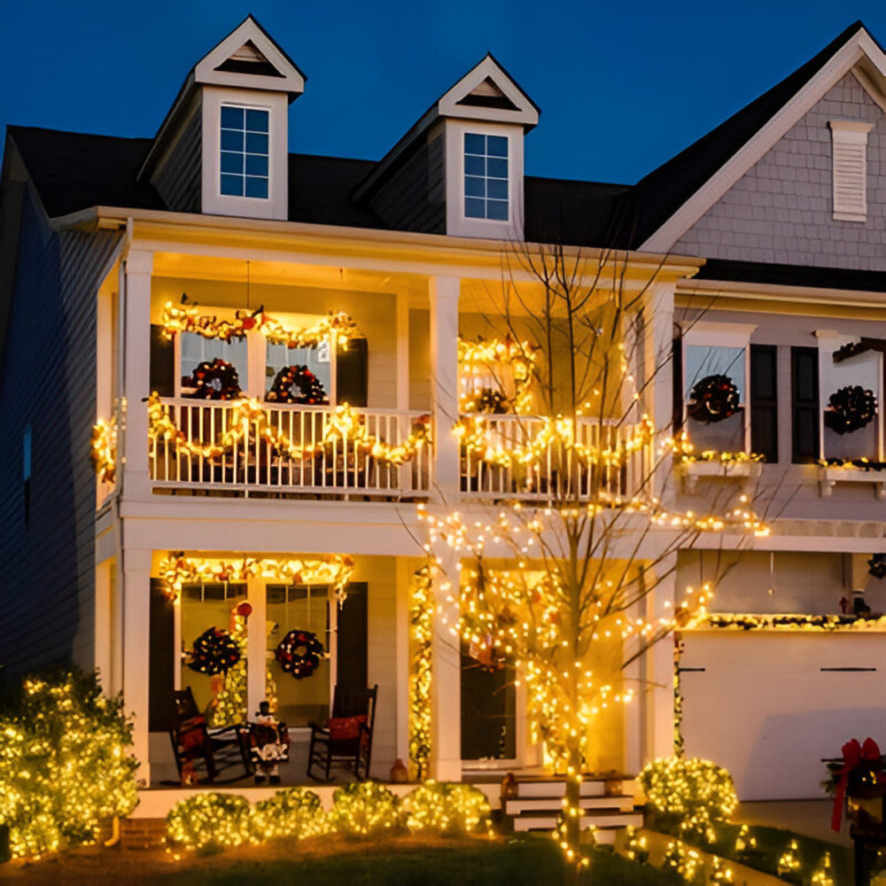 Décoration lumineuse solaire LED pour extérieur, guirlande chaleureuse et économe en énergie.