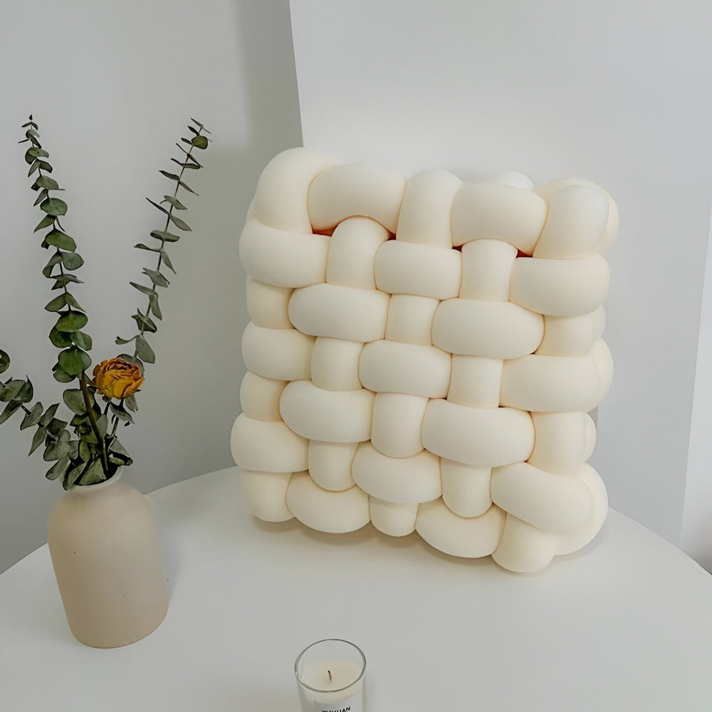 Coussin décoratif en forme de nœud, ultra doux et confortable, idéal pour salon ou chambre à coucher. Design unique.
