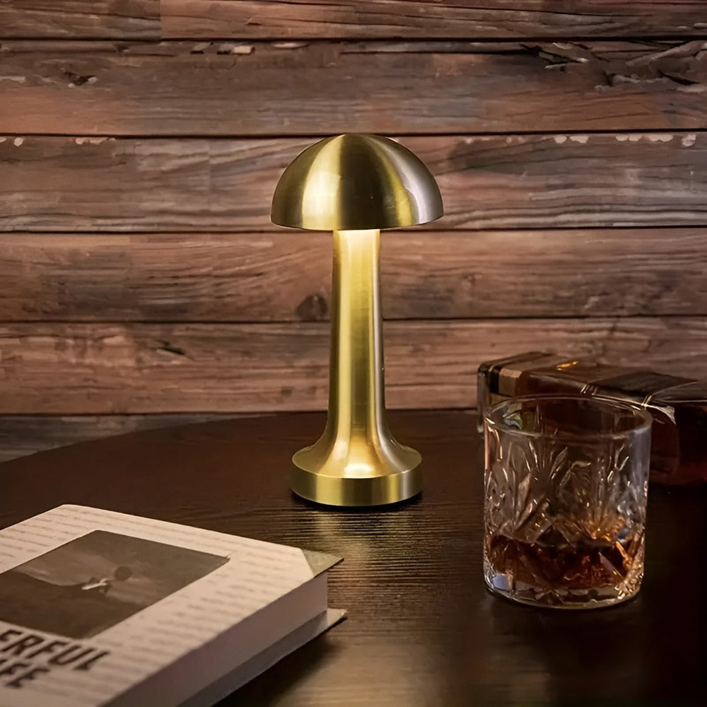 Décoration lumineuse : lampe de table LED sans fil design champignon rétro. Tactile, rechargeable pour un intérieur stylé.