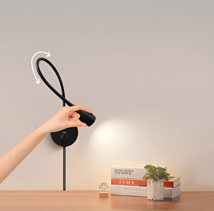 Lampe murale LED orientable, col de cygne flexible, chargeur USB et contrôle tactile, pour éclairage moderne chambre/bureau.