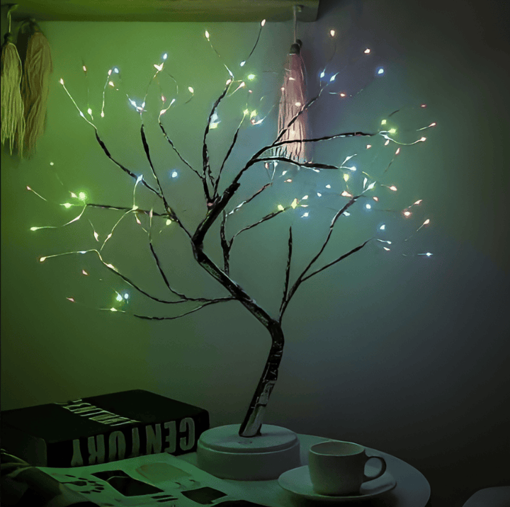 Cadeau parfait : mini-arbre lumineux LED, lampe décorative qui apporte joie et lumière à toute pièce.