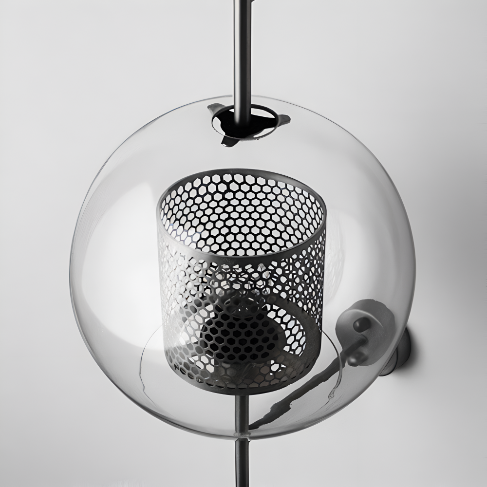Applique murale LED Hexara vintage, design ruche, luminaire intérieur économe en énergie.