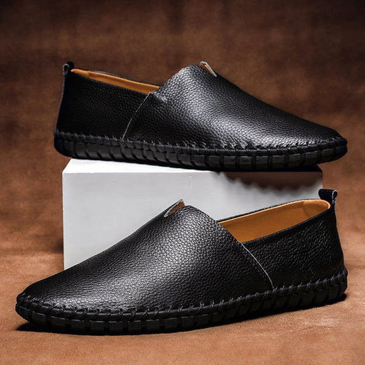 Chaussures homme Fabio, mocassins tendance pour un look élégant ou décontracté, offrant confort et adhérence.