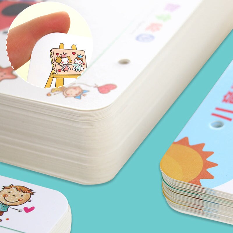 Livre d'apprentissage réutilisable pour enfants. Parfait pour écrire, dessiner des formes et pratiquer les chiffres.