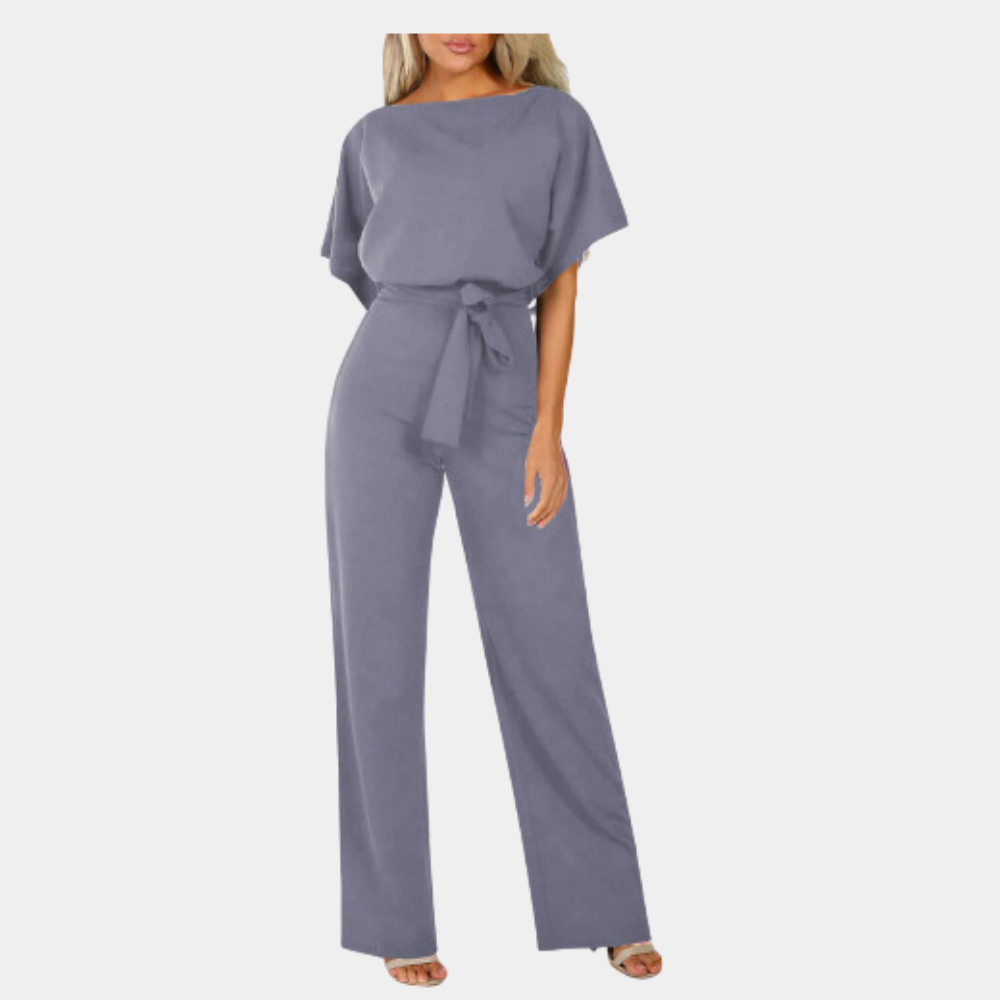 Combinaison pantalon femme élégante, idéale pour une soirée chic, alliant style mode et confort absolu.