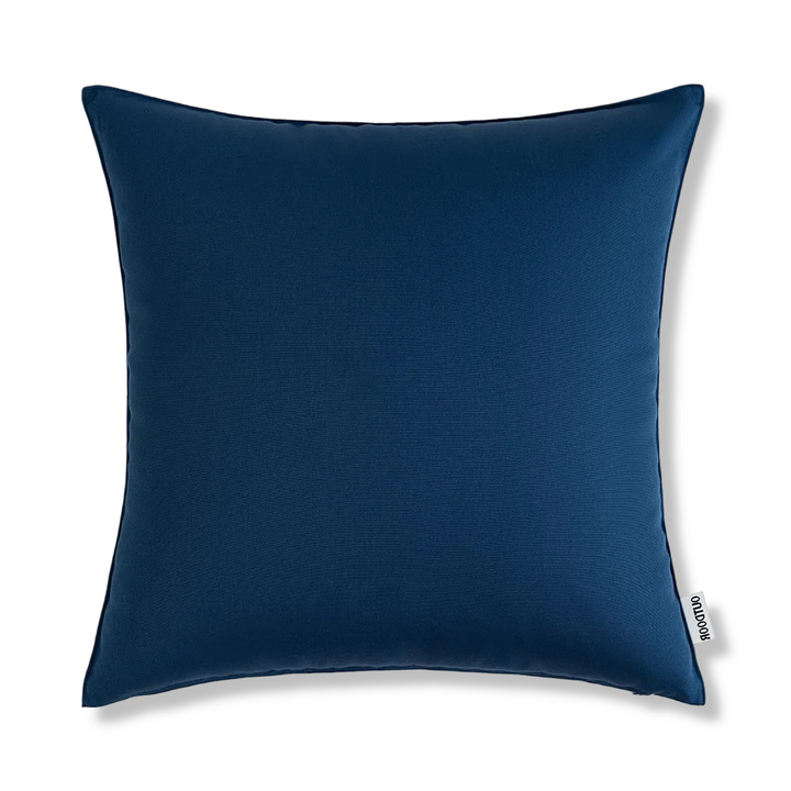 Housse coussin polyester 45x45 cm, déperlante, effet lin rustique, pour une déco extérieure chic.