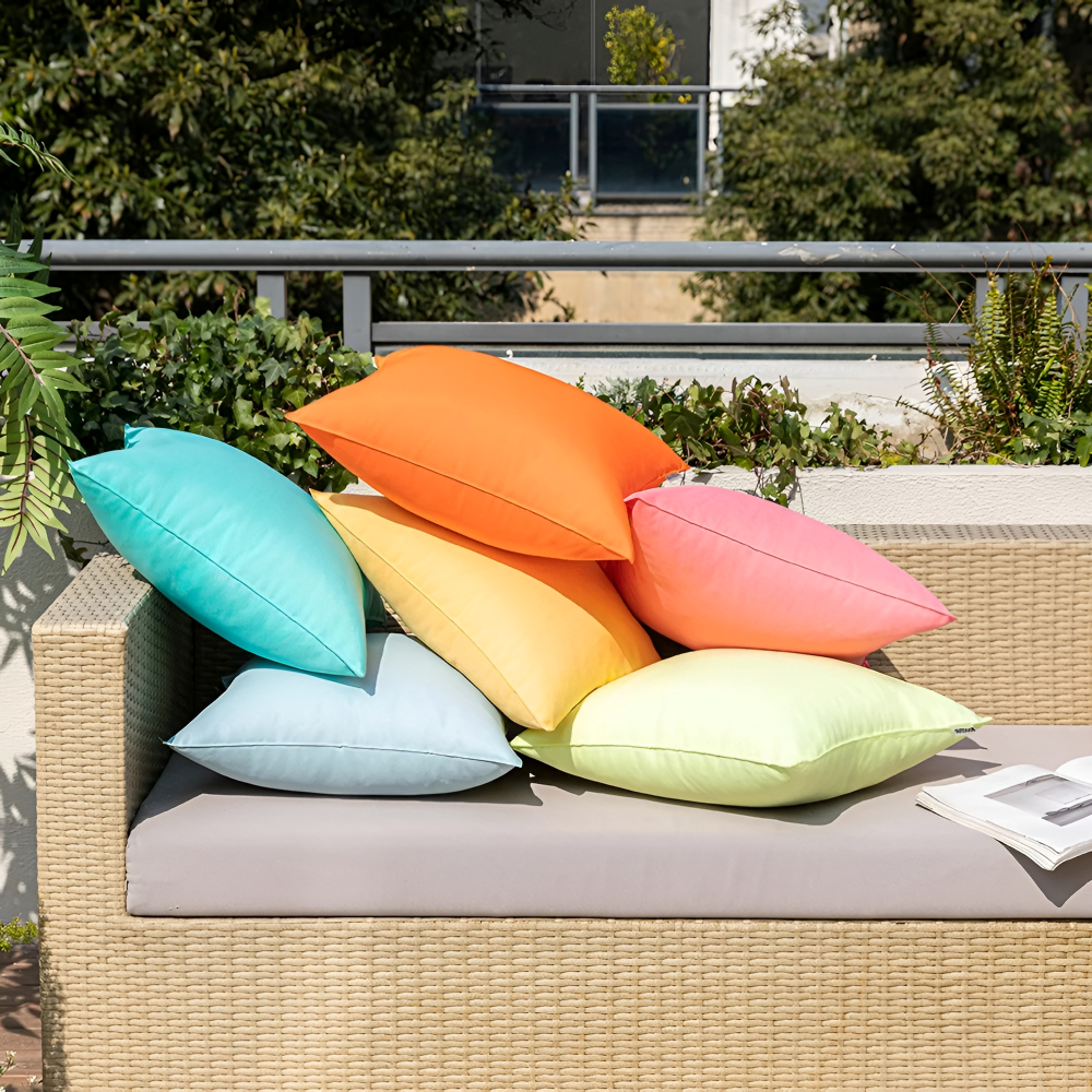 Housse coussin 45x45 cm polyester style lin rustique pour extérieur, résistante à l'eau, lavable.