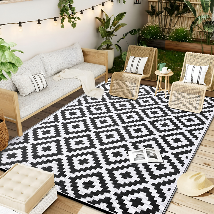 Tapis décoratif de jardin réversible géométrique, en polypropylène facile d'entretien, résistant aux UV.