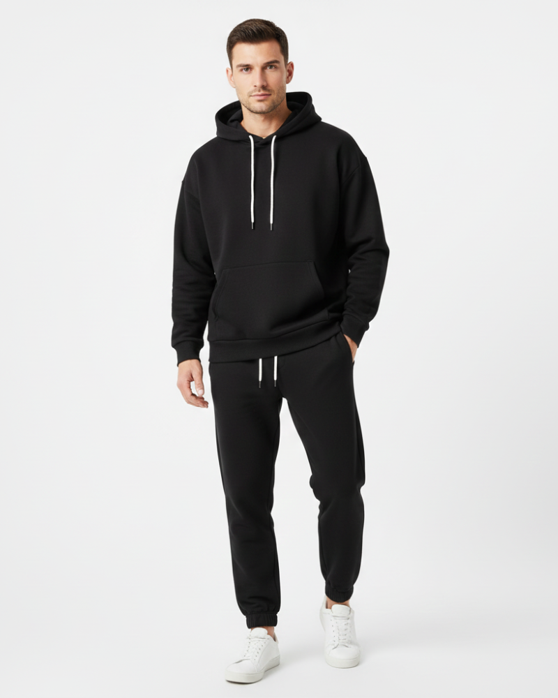 Hoodie homme sport coupe athlétique. Tissu doux pour confort quotidien, parfait pour printemps et automne.