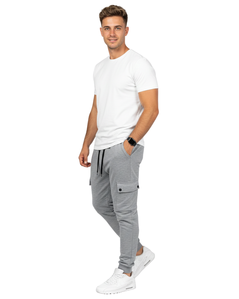 Jogging cargo homme confortable et pratique avec poches latérales. Parfait pour le quotidien et les loisirs.