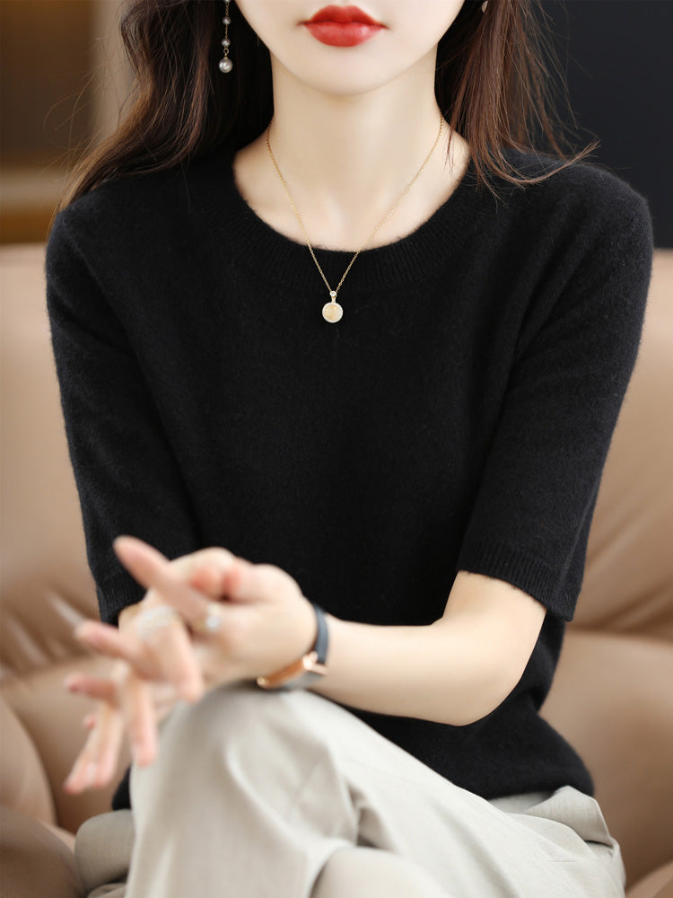 Pull femme chic et chaud, tricot doux, idéal pour un look élégant et décontracté d'automne.