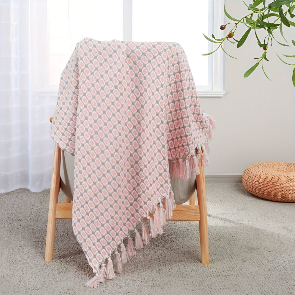 Couverture jeté polaire à franges, style vintage, parfaite pour ajouter douceur et confort à la maison.