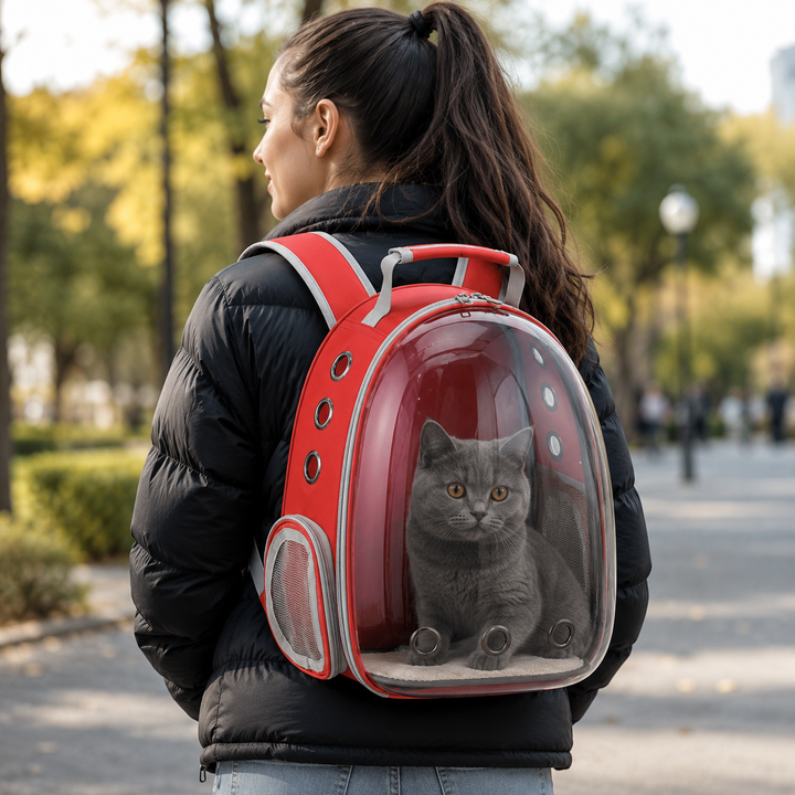 Sac à dos PetRoyale transparent pour chat. Design futuriste, ventilation intelligente, sécurité max.