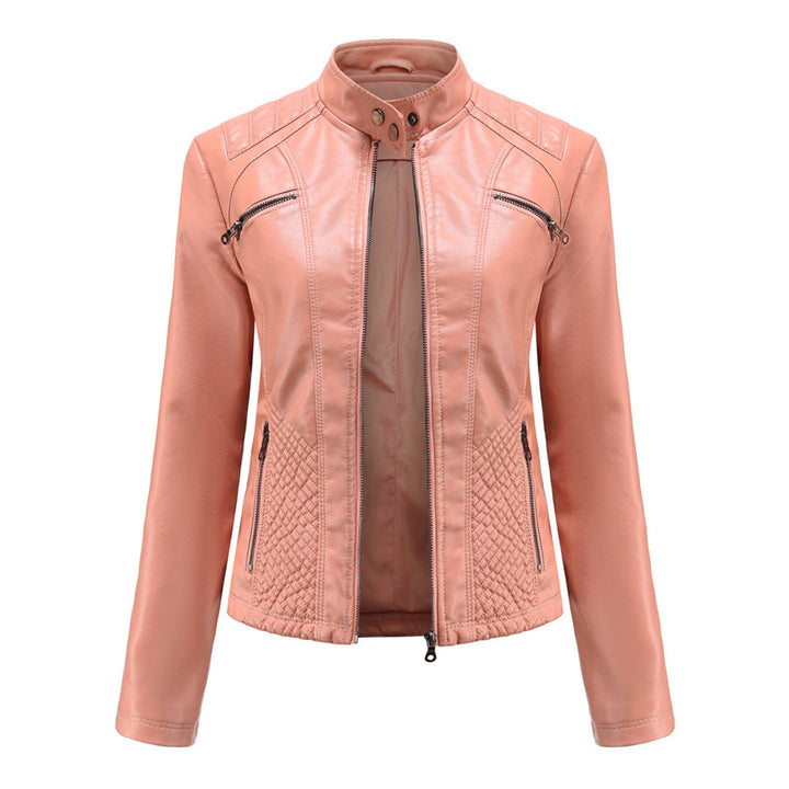 Veste élégante mauve pour femme, coupe asymétrique. Idéale pour un style moderne et intemporel mi-saison.
