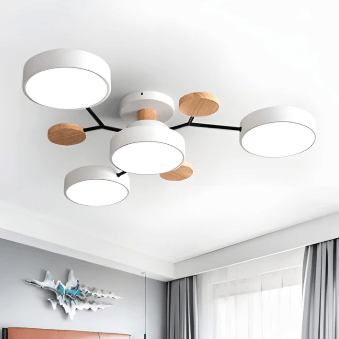 Plafonnier LED rond, technologie moderne et design minimaliste pour un éclairage optimal.