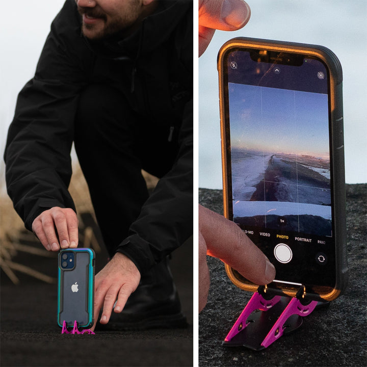 Trépied portable SnapFold pour téléphone, accessoire incontournable pour les photographes mobiles.