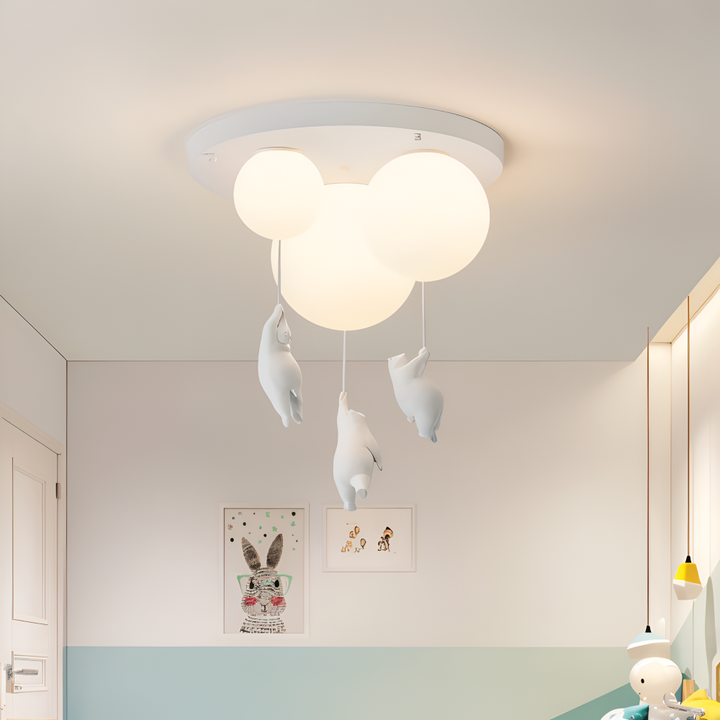 Décoration lumineuse BalloBear, suspension enfant avec ours et ballon, ambiance chaleureuse.