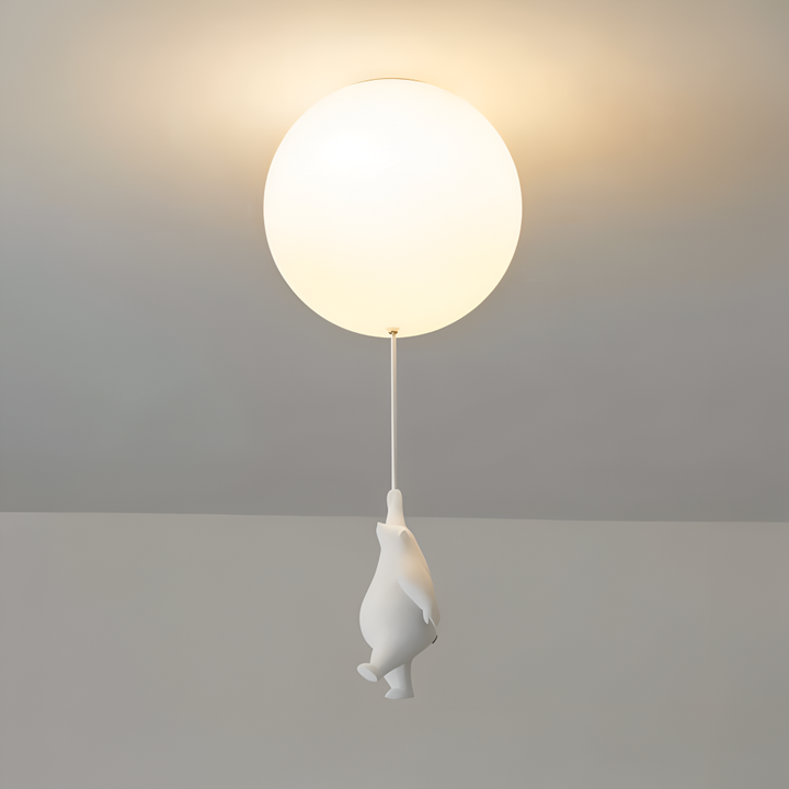 Suspension BalloBear, lampe enfant design, ourson et ballon pour une atmosphère réconfortante.