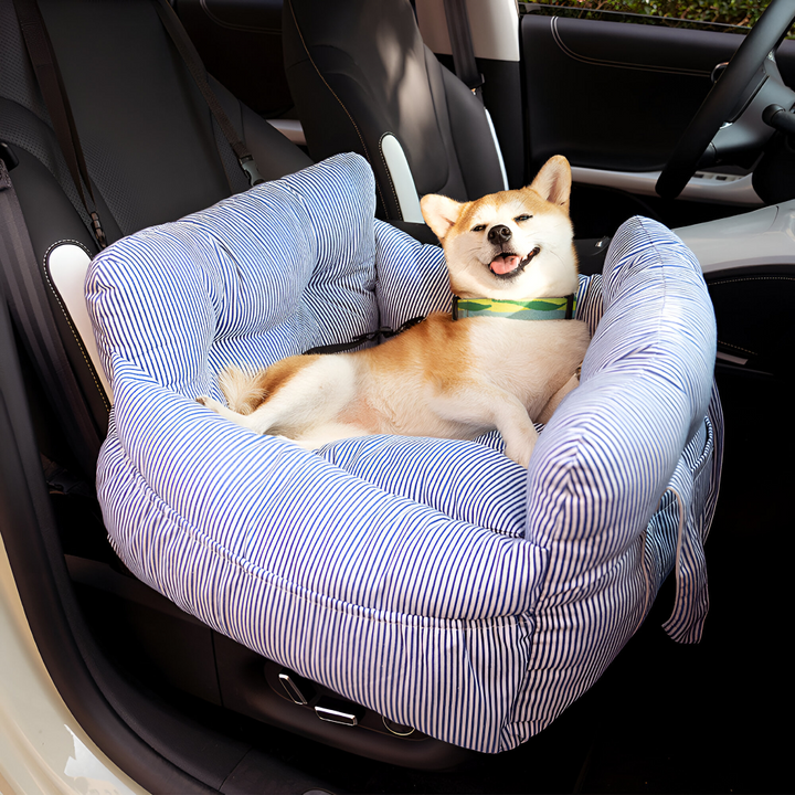 Siège de transport compact pour chien. Facile à installer, idéal pour les voyages animaliers.