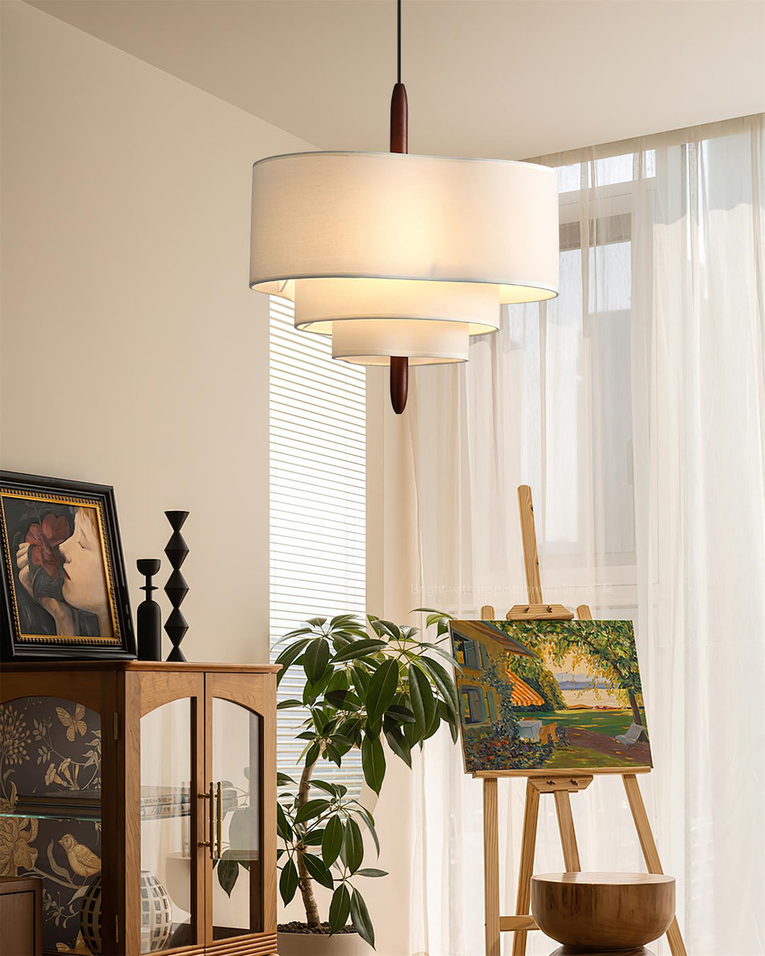 Suspension design tissu rond, éclairage intérieur moderne pour toute pièce.