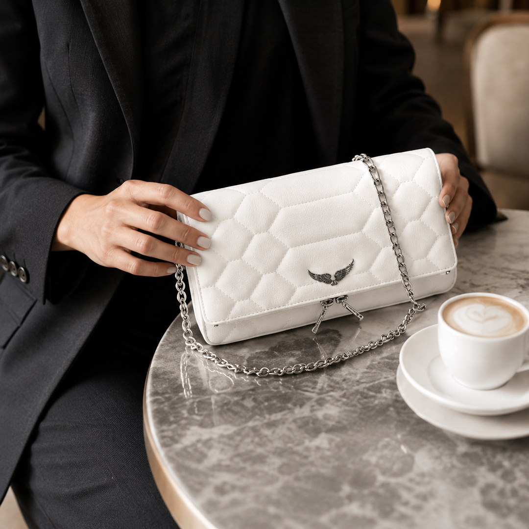 Ravenna, la pochette bandoulière femme, moderne et chic pour toutes les occasions.