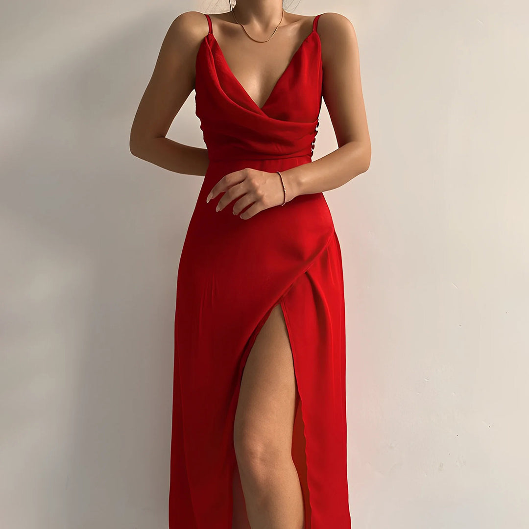Robe femme élégante Cléa, coupe fluide, parfaite pour la mode estivale.