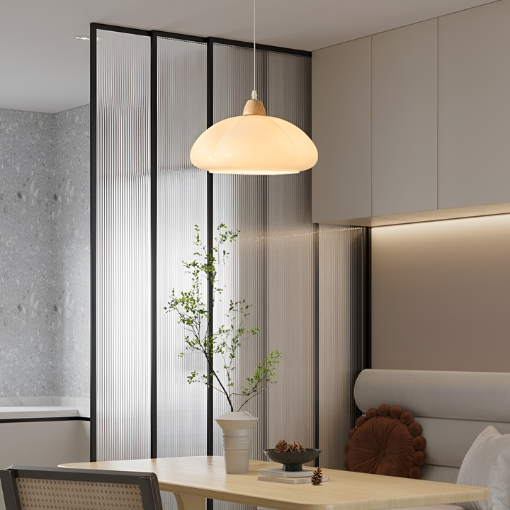 Suspension design géométrique rétro, plafonnier élégant pour éclairage intérieur stylé.