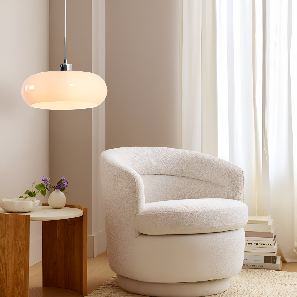 Éclairage suspendu CircaForma, lumière dimmable, verre soufflé, style rétro moderne.
