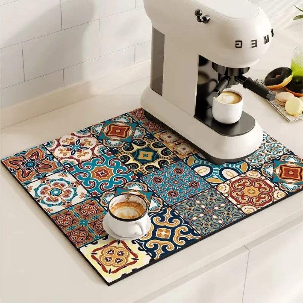 Tapis de café absorbant, design vintage. Idéal pour protéger le comptoir et ajouter du style à la cuisine.