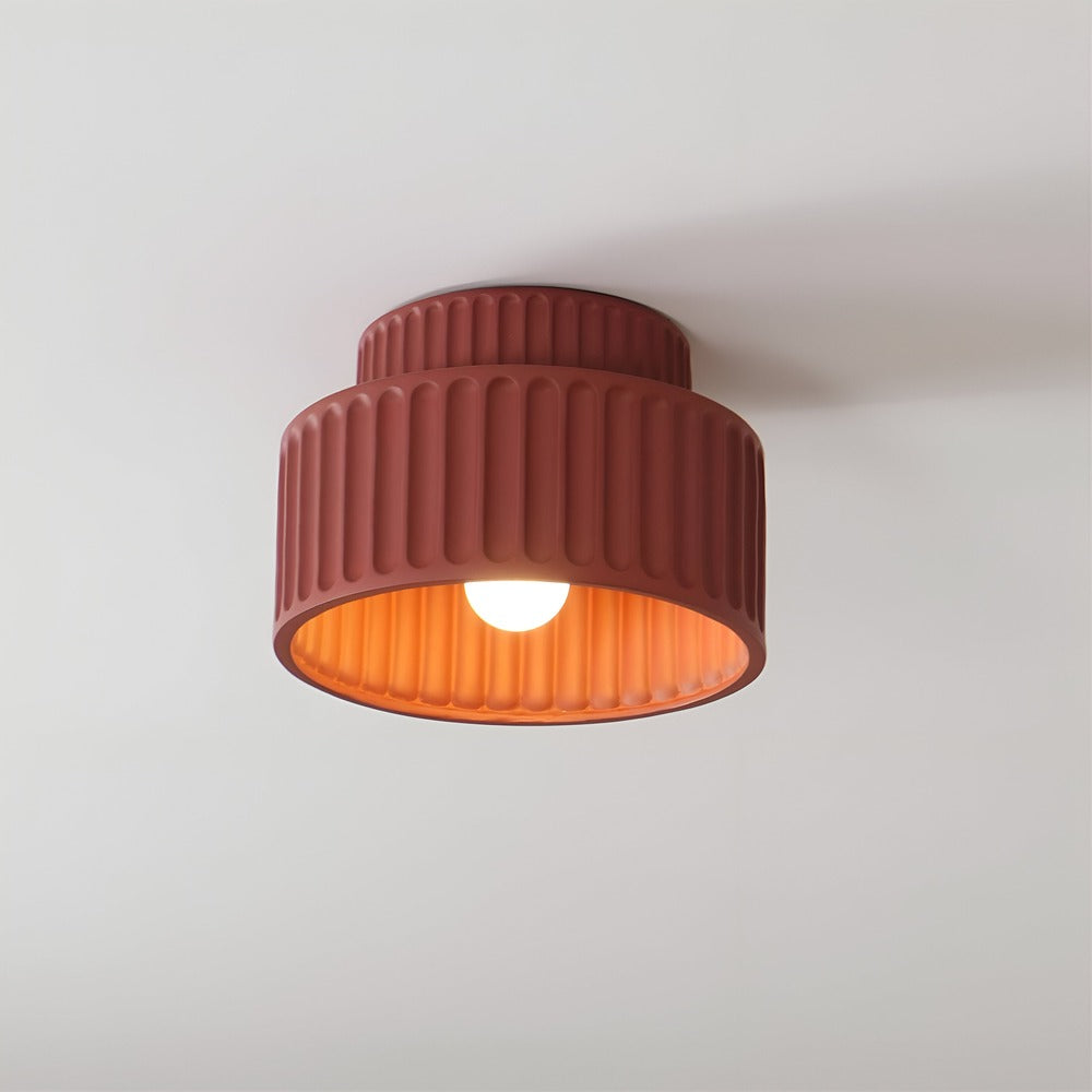 Plafonnier LED rainuré, diffuse une lumière chaude et esthétique pour votre maison.