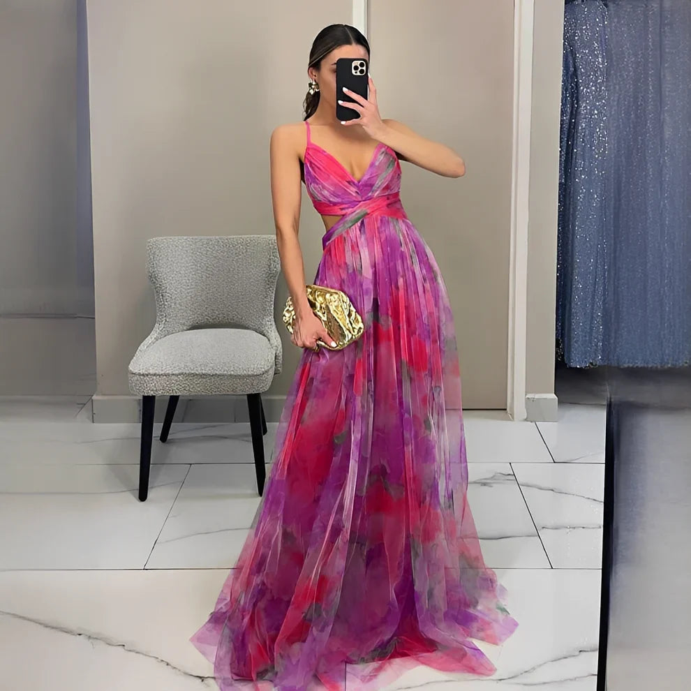 Vêtements femme: Robe longue fluide à motif floral délicat, très élégante et confortable.